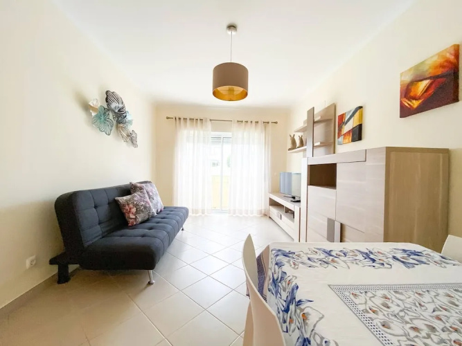 Prestige Apartment with Swimming Pool
