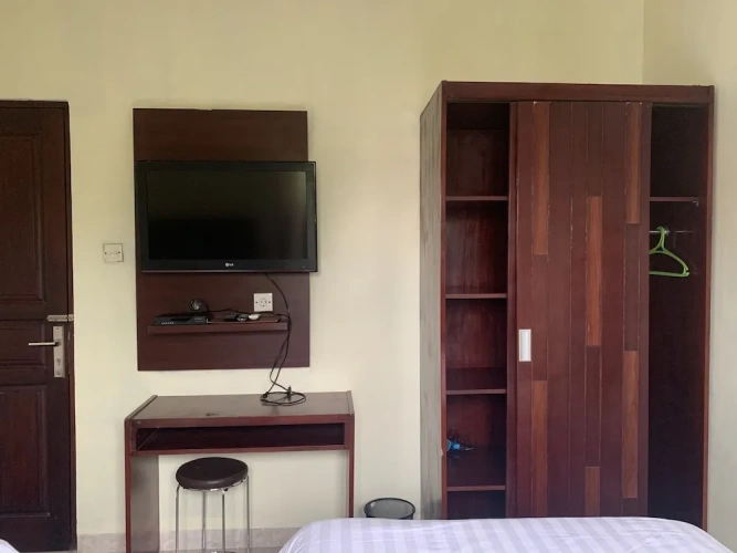 Sunflower Twin room
