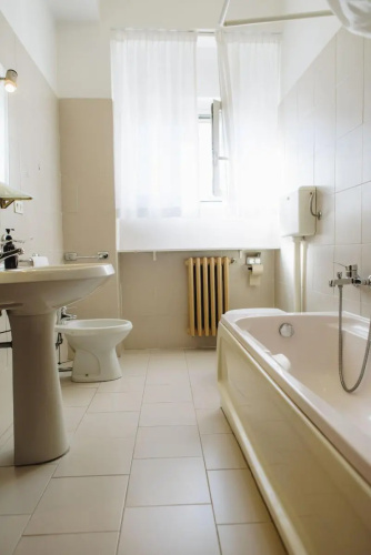 UniHò Hostel