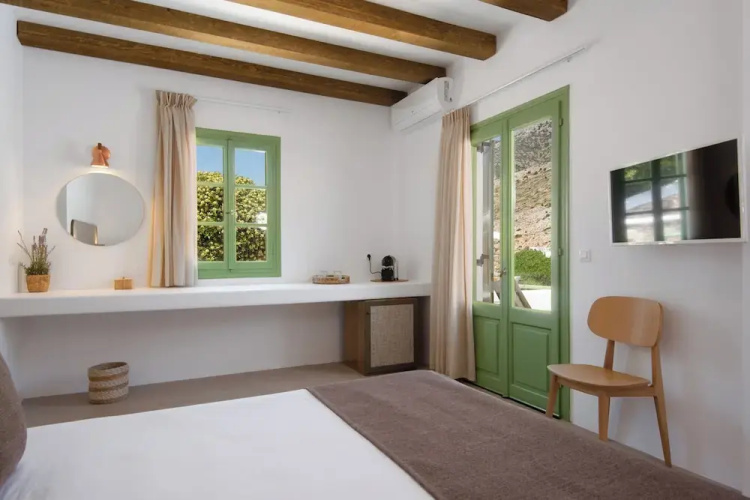Lithos Suites