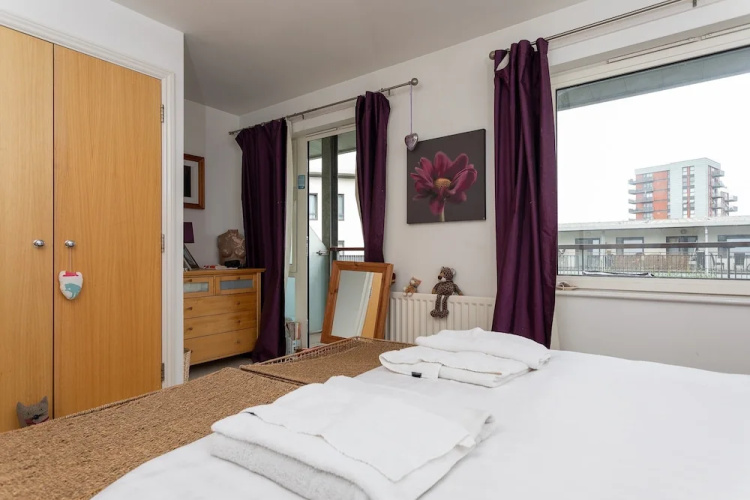 2 Bedroom Apartment in Greenwich