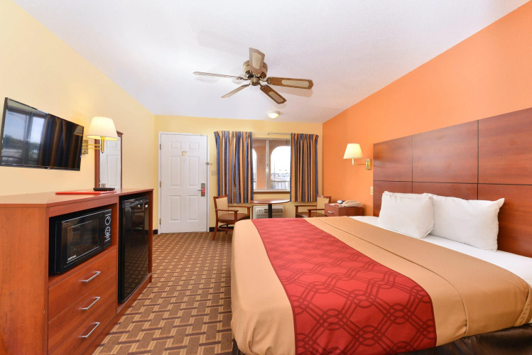 Econo Lodge Midtown