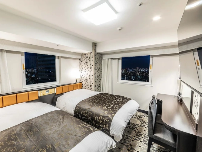 High Floor Twin Corner room