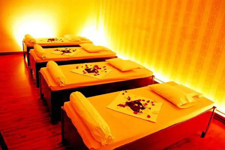 Lohas Hotel