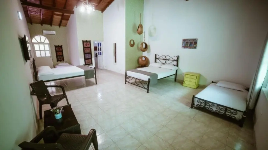 Standard Triple room