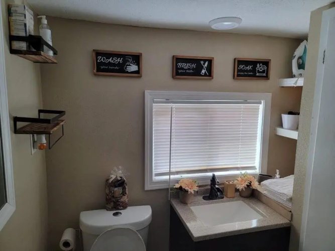 City Cottage 2BR/1BA Near Downtown