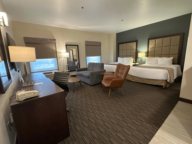 Quadruple Suite