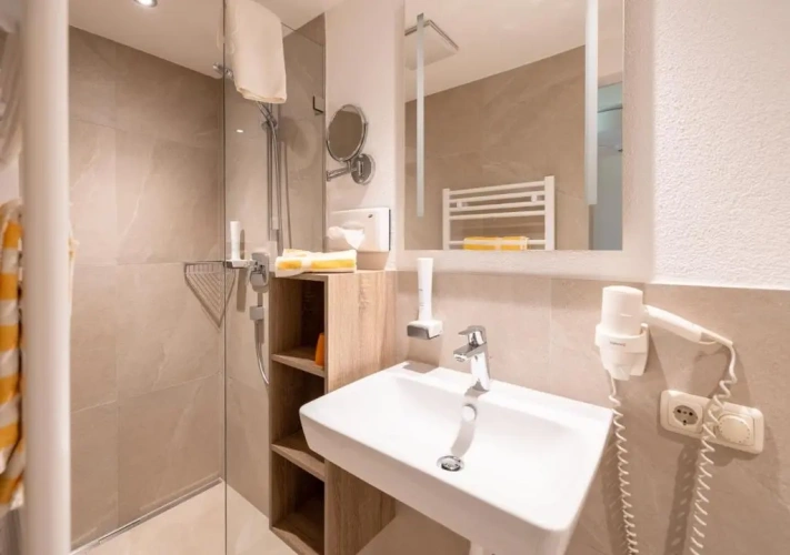Standard Single room
