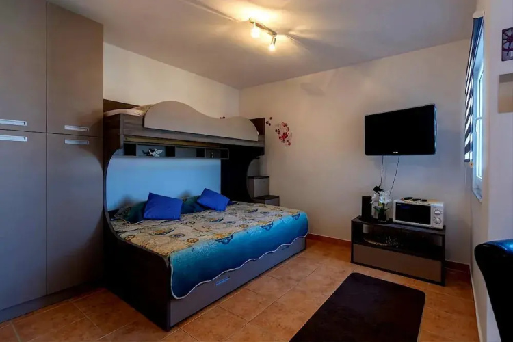 Apartments Koprivnjak