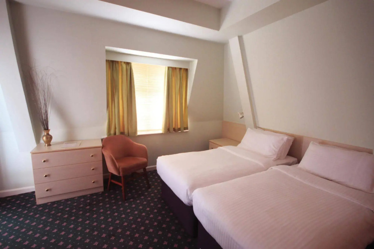 Norfolk Hotel