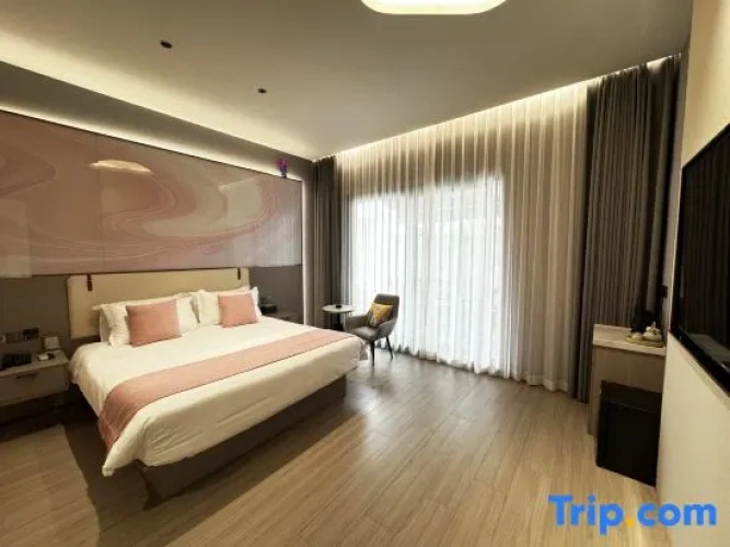 Standard Double room with river view