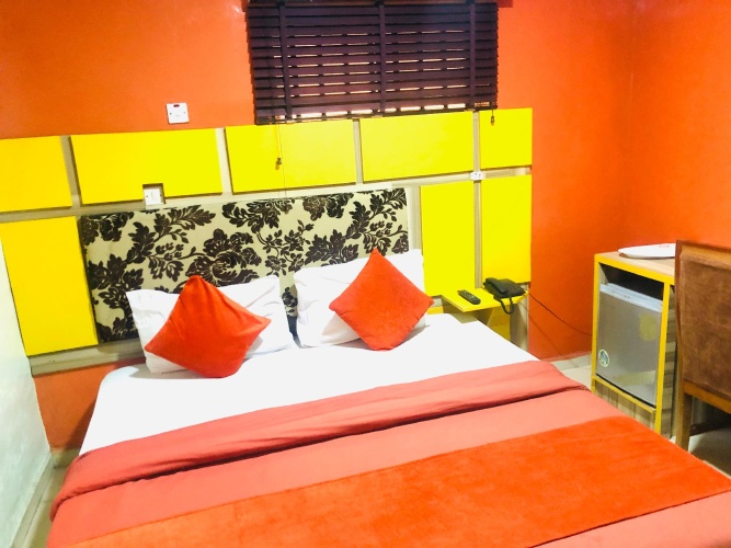 Deluxe Single room
