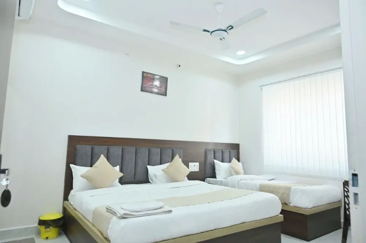 Standard Triple Family room