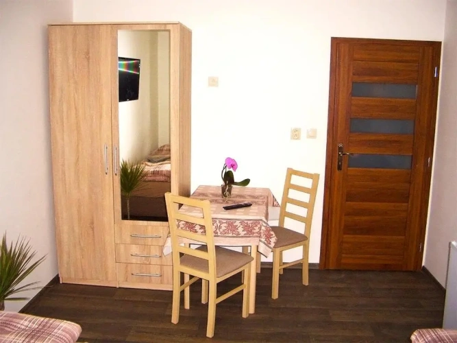 1 Bedroom Suite