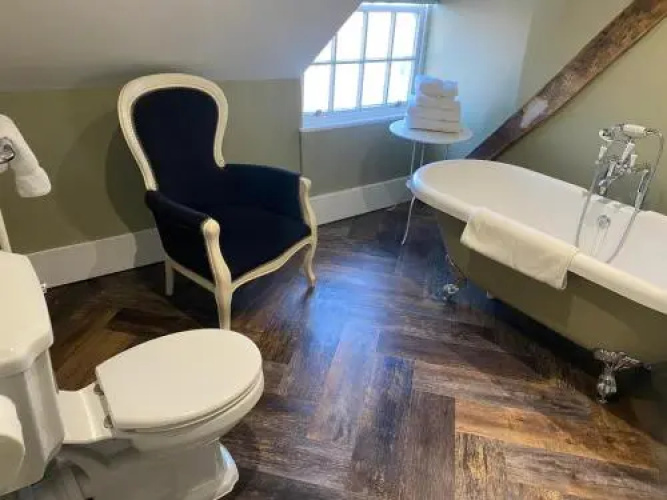 Stoneleigh House Boutique Hotel
