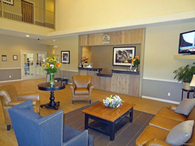 Cotulla Whitten Inn