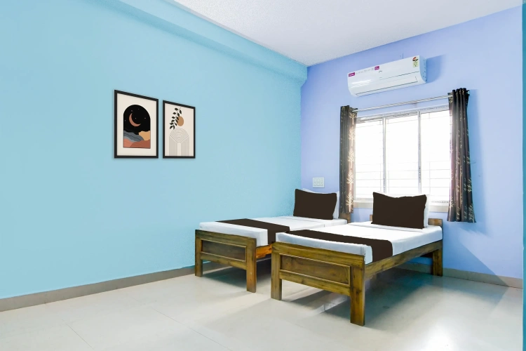Classic Twin room