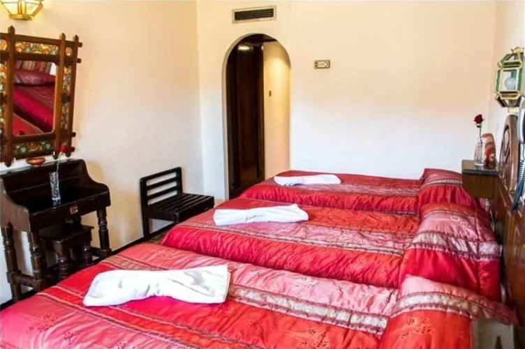 Standard Twin room with balcony