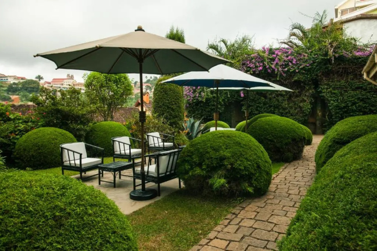 Tsara Guest House
