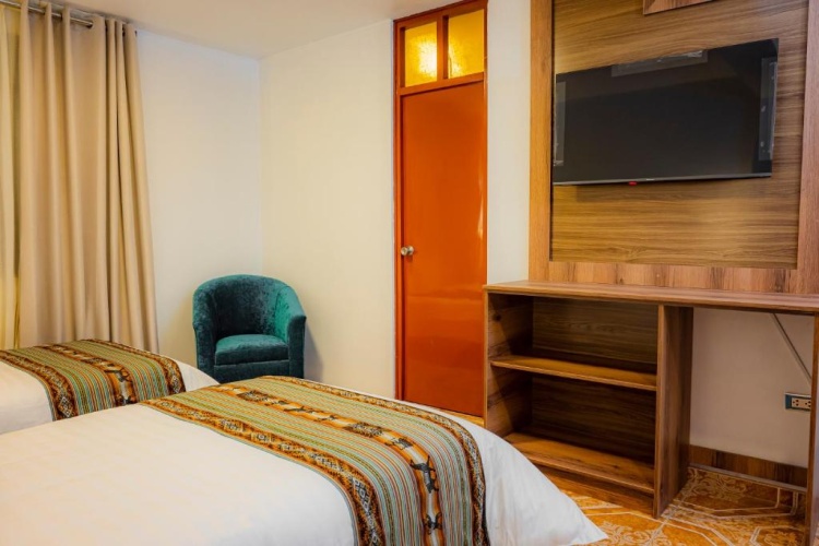 Standard Twin room