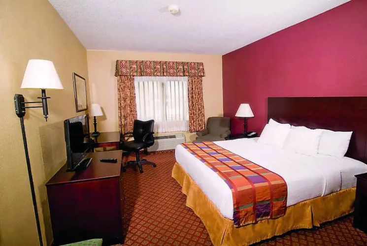 Quality Inn & Suites