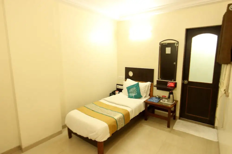 OYO 1377 Hotel Alfa