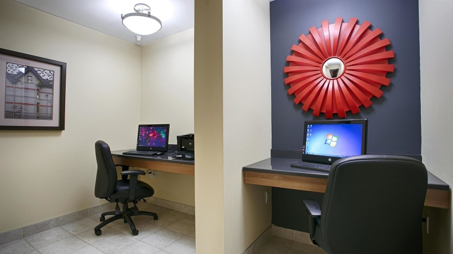 Best Western Plus Woodstock Hotel & Conference Centre photo 18