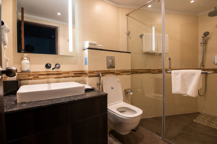 Holiday Inn Express & Suites photo 11