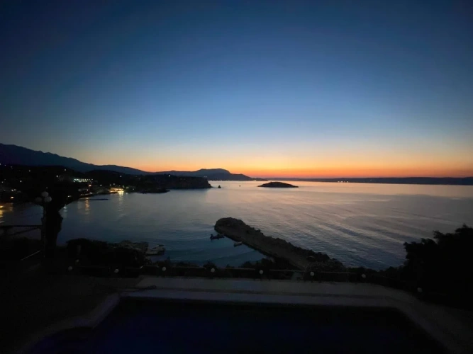 3 Bedrooms Apartment with balcony and with mountain view