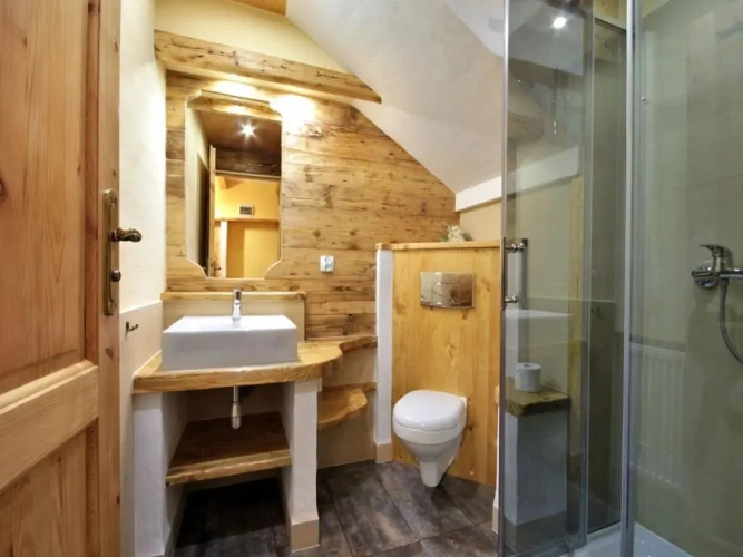 2 Bedrooms Double Apartment