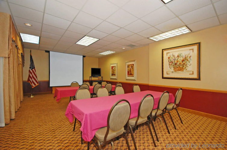 Four Points by Sheraton Omaha Midtown