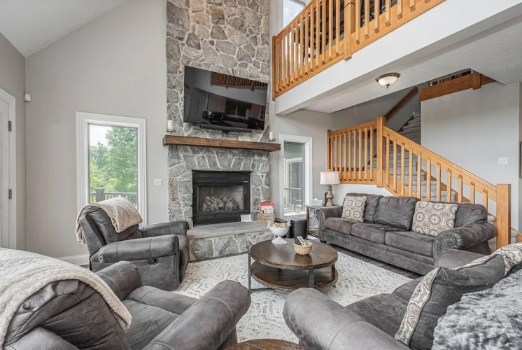 La Bella Vita by Taylor Made Deep Creek