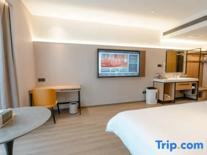 Standard Double room with river view