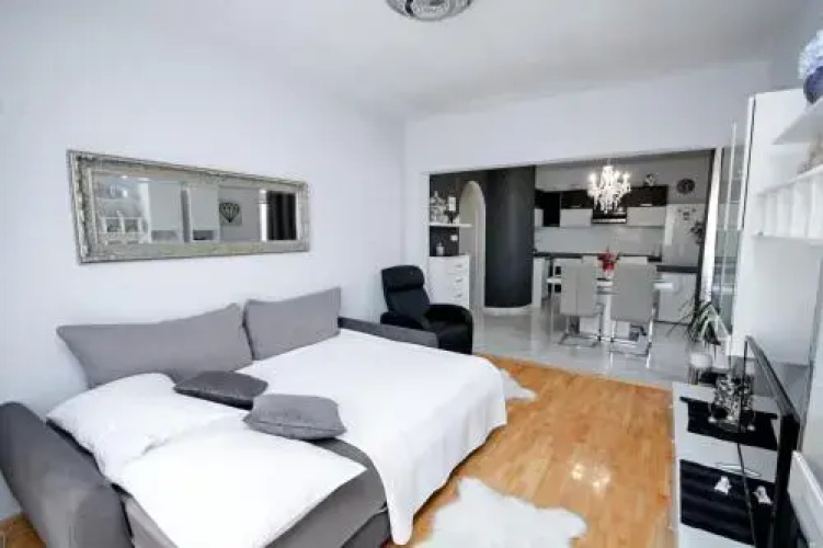 Apartments Giardino