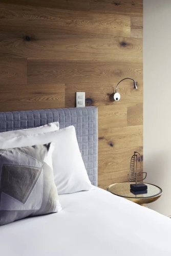 3 Bedrooms Deluxe Basement Suite