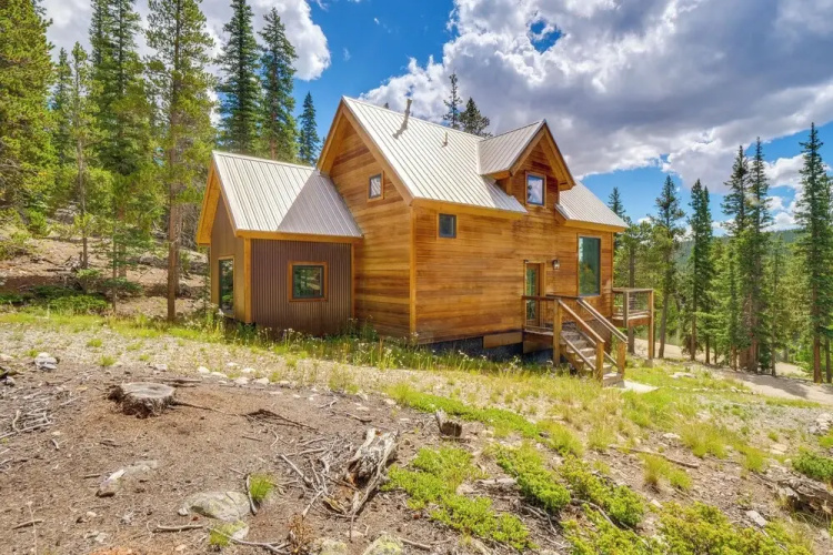 Private Deck: Secluded Fairplay Cabin