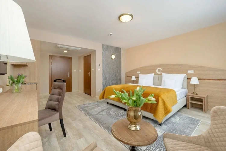 Superior Triple room