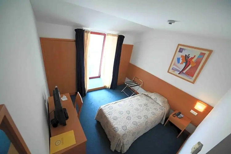 Economy Single room with view