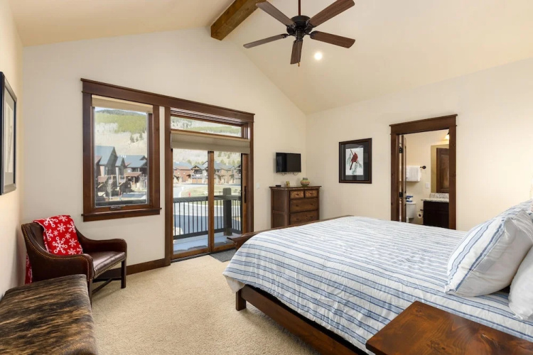 47 River Run Townhomes 3 Bedroom Townhouse by RedAwning