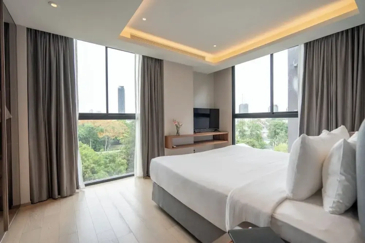 1 Bedroom Suite with balcony