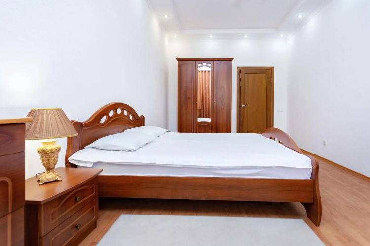 Apartments on Lenin 4