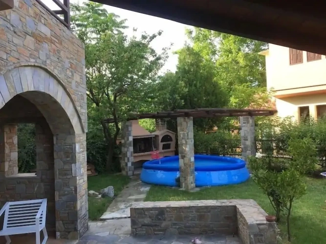 3 Bedrooms Villa