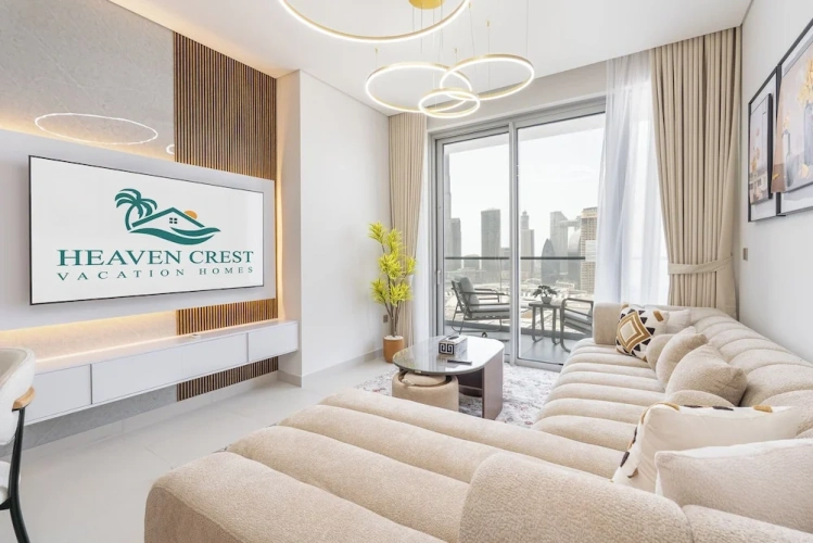2 Bedrooms Luxury Apartment with balcony and with city view
