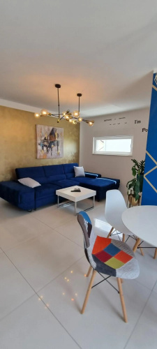 Villa Ave
