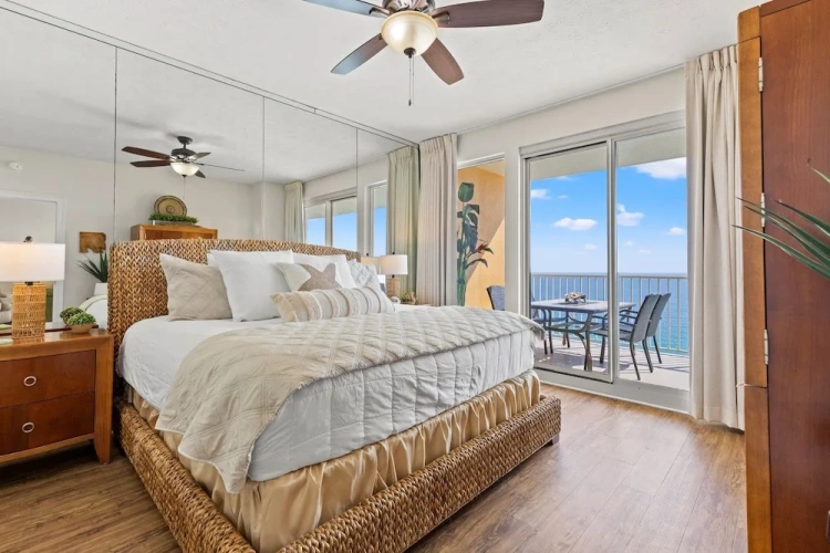Standard room with balcony