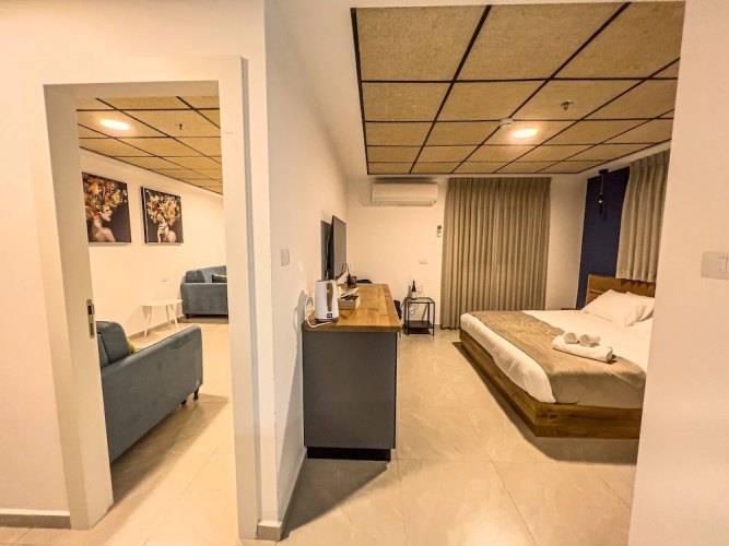 Goland Hotel