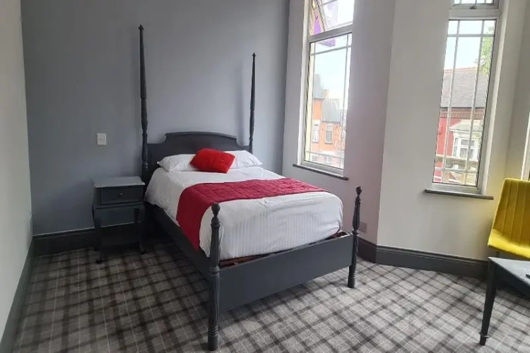Standard Single room