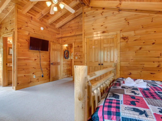 Bear Creek Lodge Covered Bridge by Vtrips