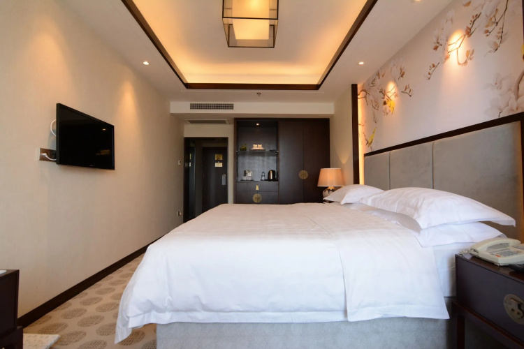 Weihaiwei Hotel