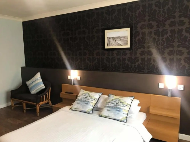 Deluxe Family room